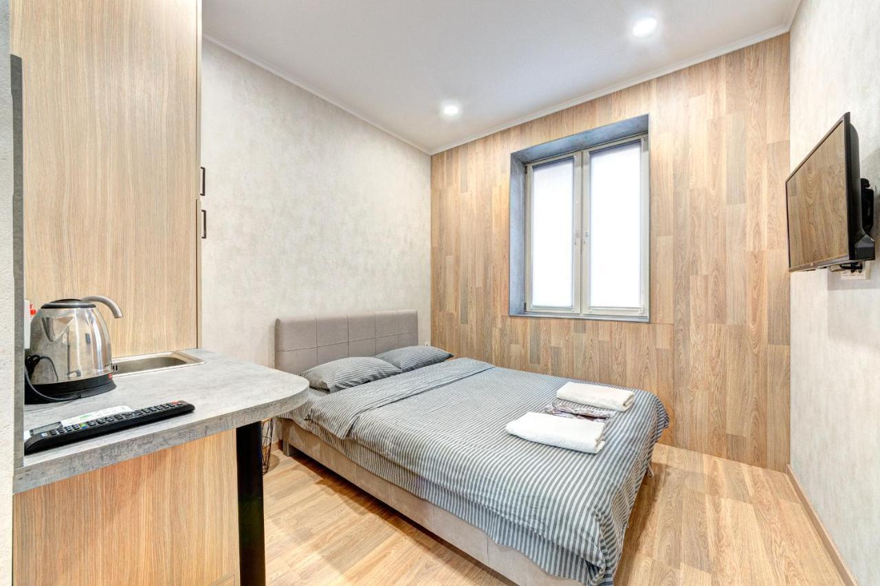 1 Room Apartment Near National Circus 基輔 外观 照片